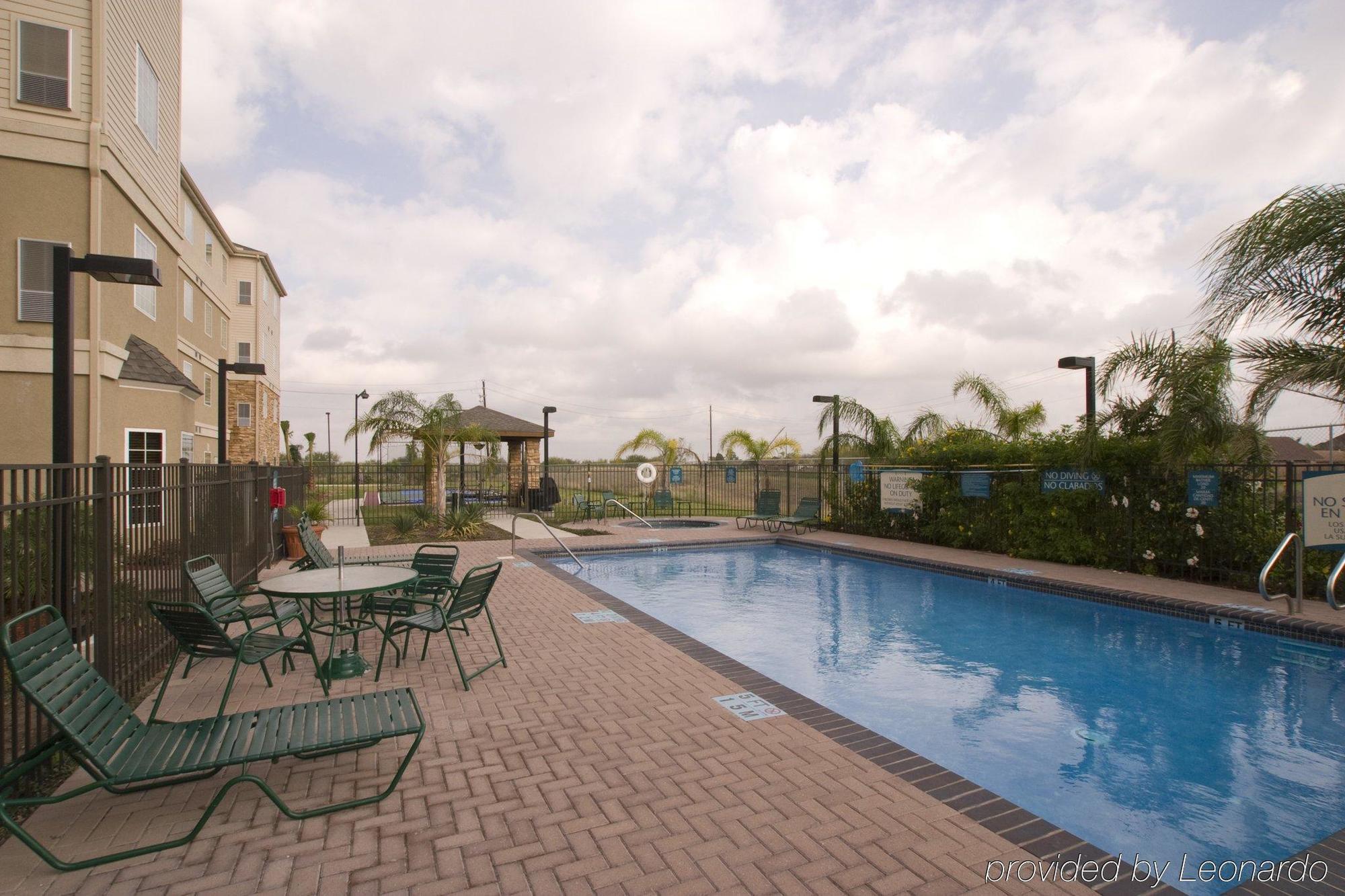 Staybridge Suites - Brownsville By Ihg מראה חיצוני תמונה