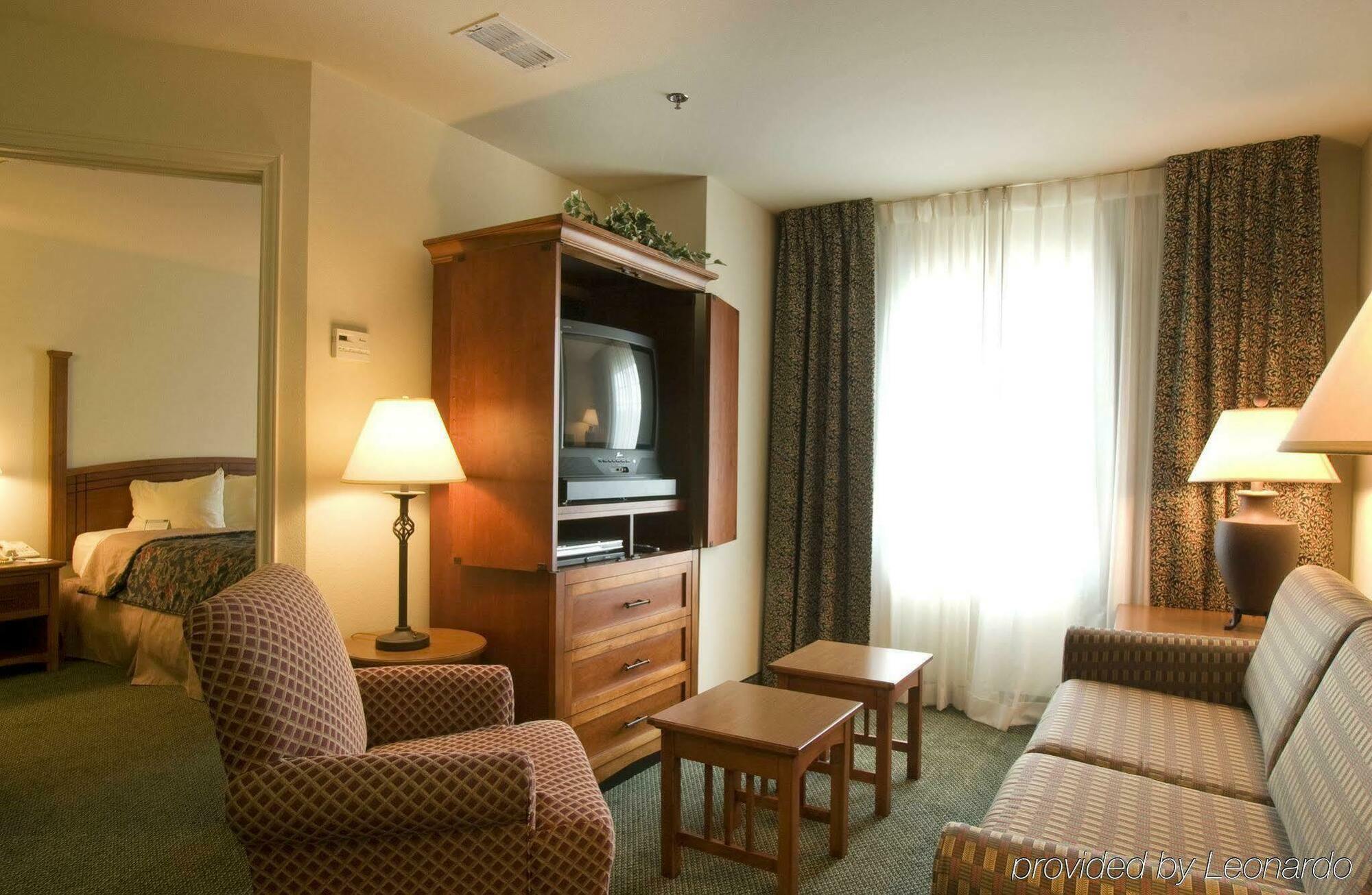 Staybridge Suites - Brownsville By Ihg מראה חיצוני תמונה